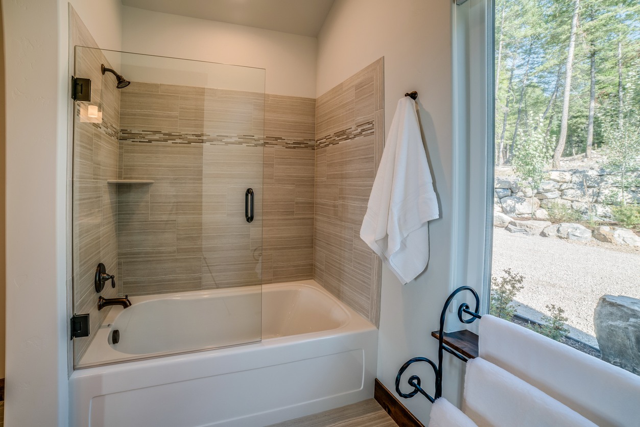 Shower & Tub Installation in Manalapan